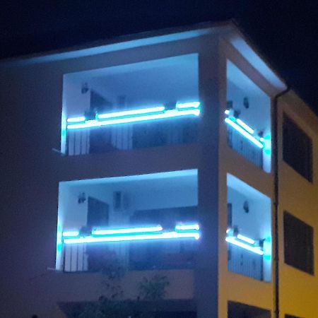 Năvodari Splendid Aparthotel מראה חיצוני תמונה