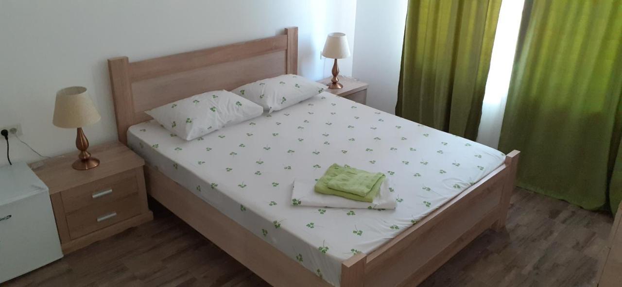 Năvodari Splendid Aparthotel מראה חיצוני תמונה